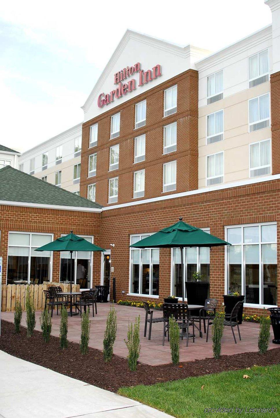 Hilton Garden Inn Hampton Coliseum Central Ngoại thất bức ảnh